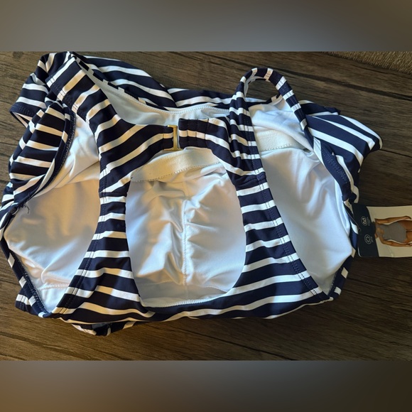LANDS’ END One Piece Navy Blue/White Stripes Swimsuit Bathing Suit Size XL - Picture 5 of 7